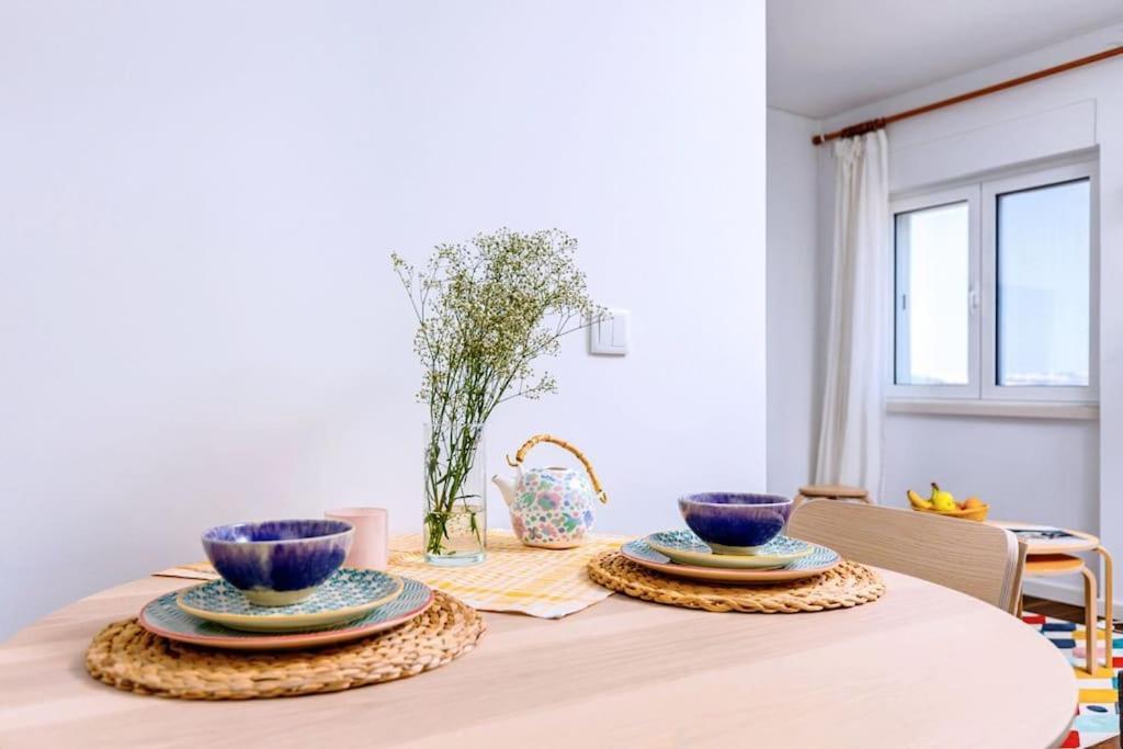 Cozy Bright Space With Landscape And Air Conditioner * Lisbon